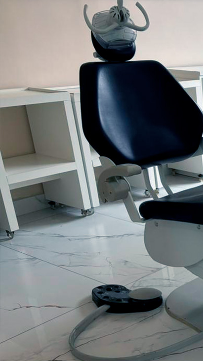 Elisson Dentista Profissional em Curitiba Consultório Fotos copiar 41 (2)22